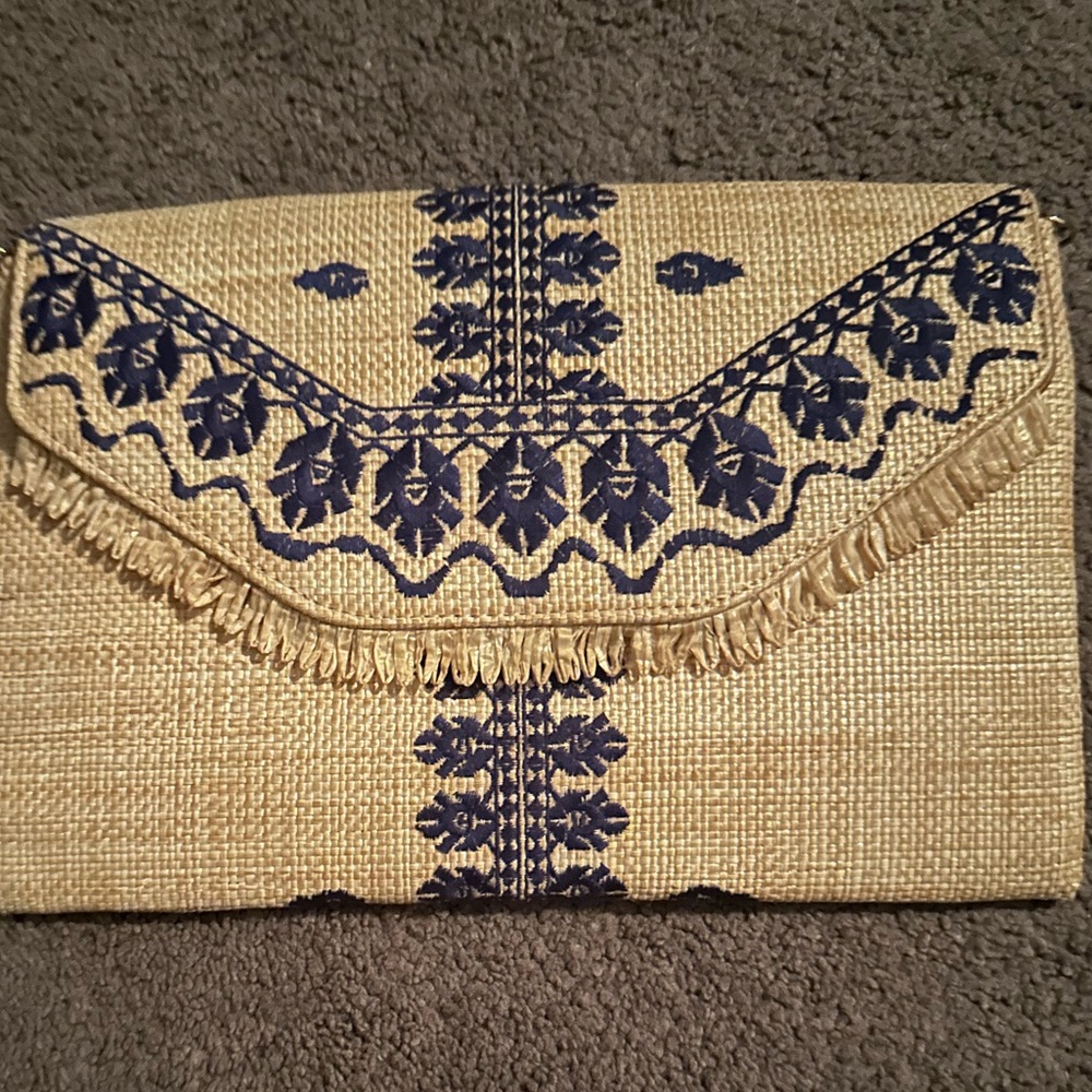 Stella and dot tribal clutch